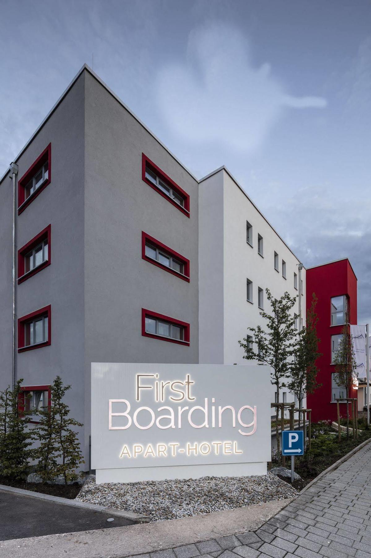 Apart-Hotel Firstboarding Байройт Екстериор снимка
